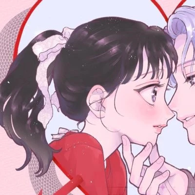 山科ティナ